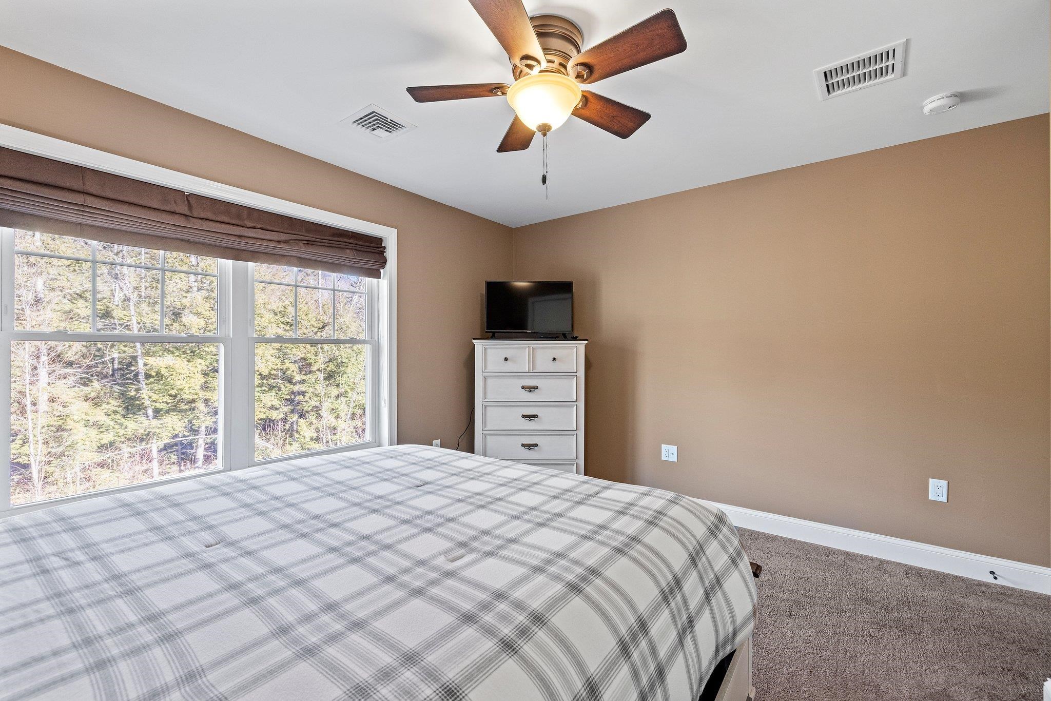 20 Pine Bluff Terrace, Unit A Lincoln, NH 03251 - Photo 16 of 35