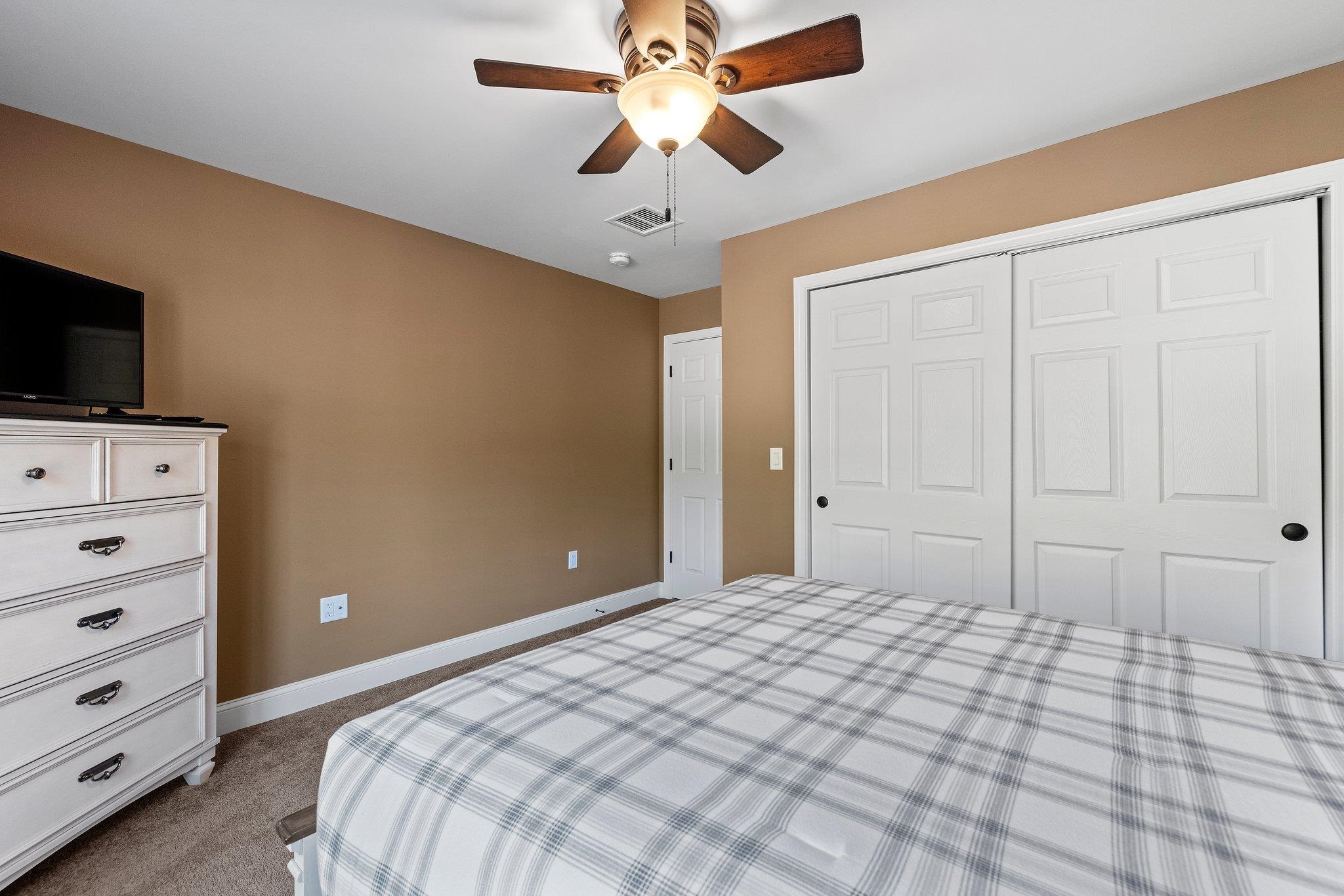 20 Pine Bluff Terrace, Unit A Lincoln, NH 03251 - Photo 17 of 35