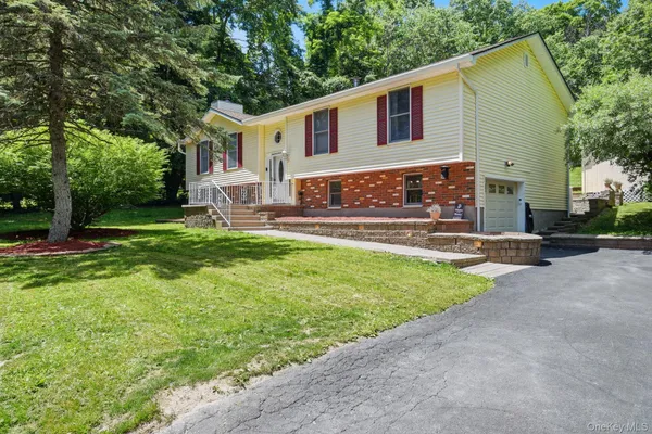 $625,000 | 73 Kentview Drive, Carmel, NY 10512