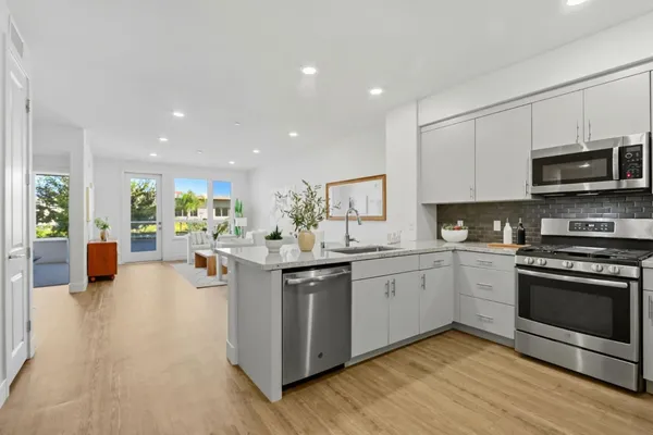 $749,000 | 5951 Sunstone Drive, Unit 208, San Jose, CA 95123