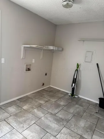 $144,000 | 1809 Willard Avenue, Canadian, TX 79014