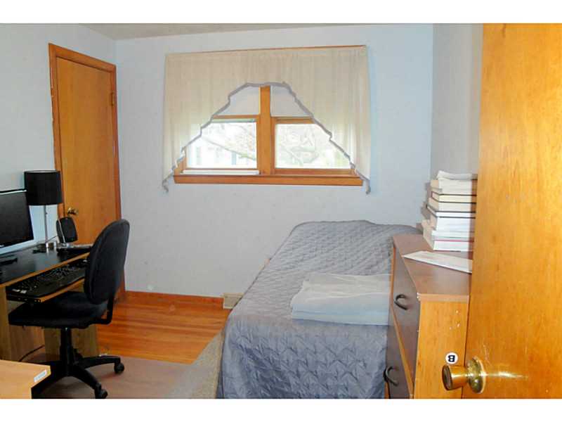 116 Kerri Lyn Road Warwick, RI 02889 - Photo 19 of 24 Bedroom.