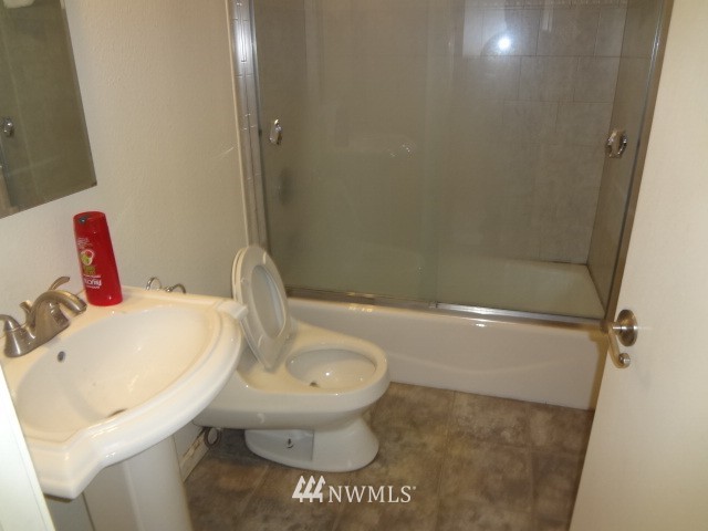 14228 Southeast Allen Rd. Bellevue, WA 98006 - Photo 4 of 5