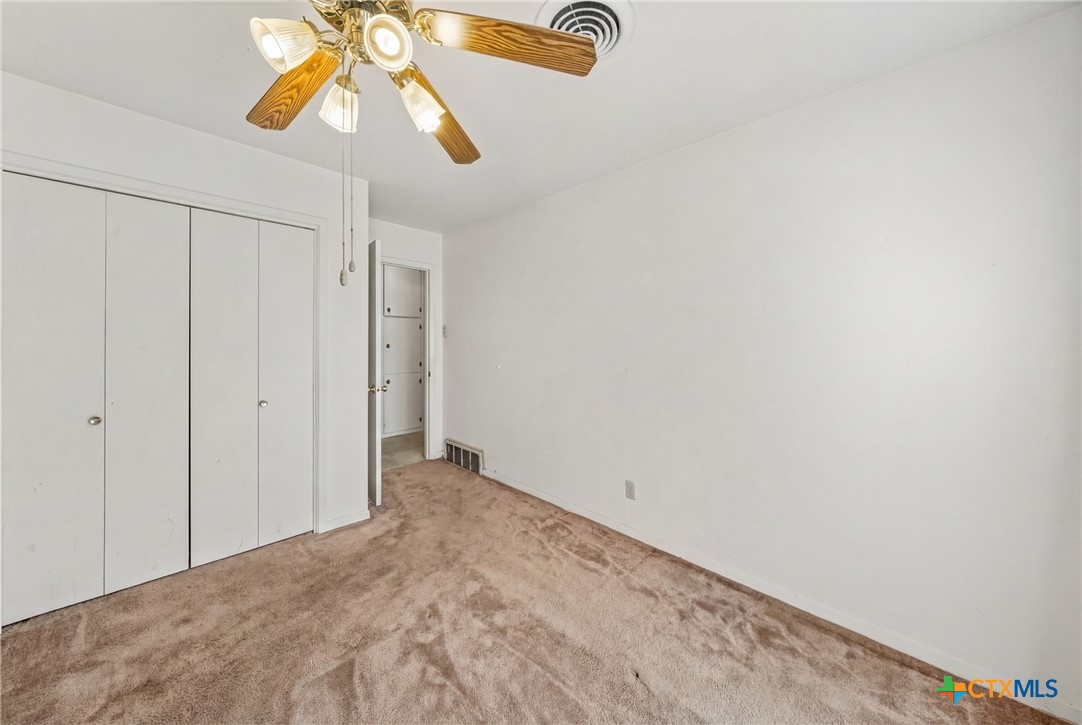 3114 Pecan Drive Temple, TX 76502 - Photo 17 of 32 a view of an entryway