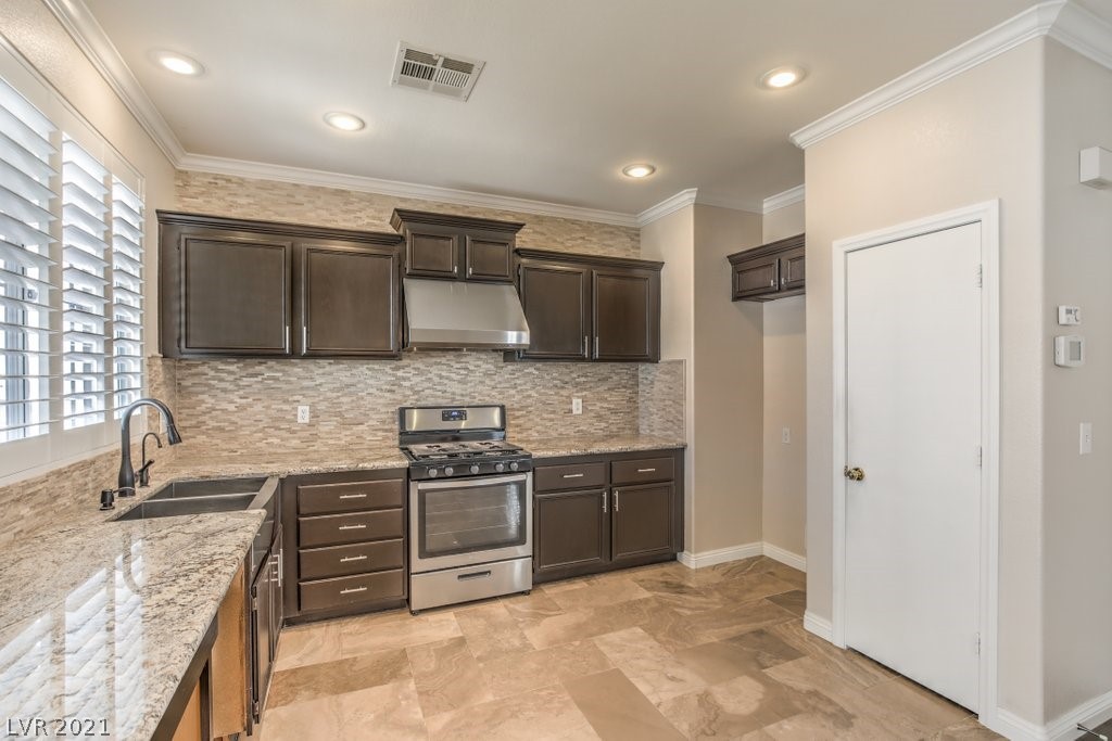 4330 Spruce Grove Street Las Vegas, NV 89147 - Photo 13 of 34