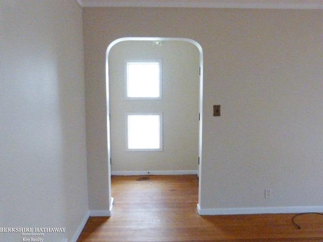 482 Lexington Road Grosse Pointe, MI 48236 - Photo 2 of 25 31367705-1.JPG