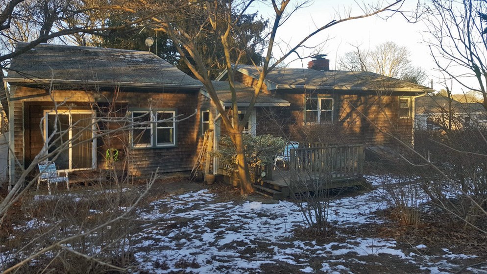 125 Post Road Westerly, RI 02891 - Photo 3 of 23 Exterior Back