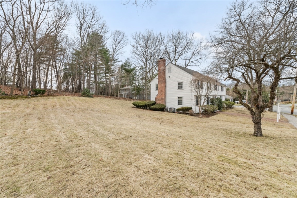 3 Dukes Road Wellesley, MA 02481 - Photo 3 of 34 Gallery Image 3