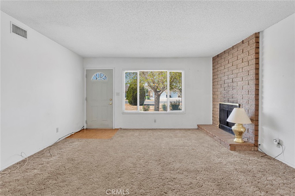 14775 Gayhead Road Apple Valley, CA 92307 - Photo 13 of 55