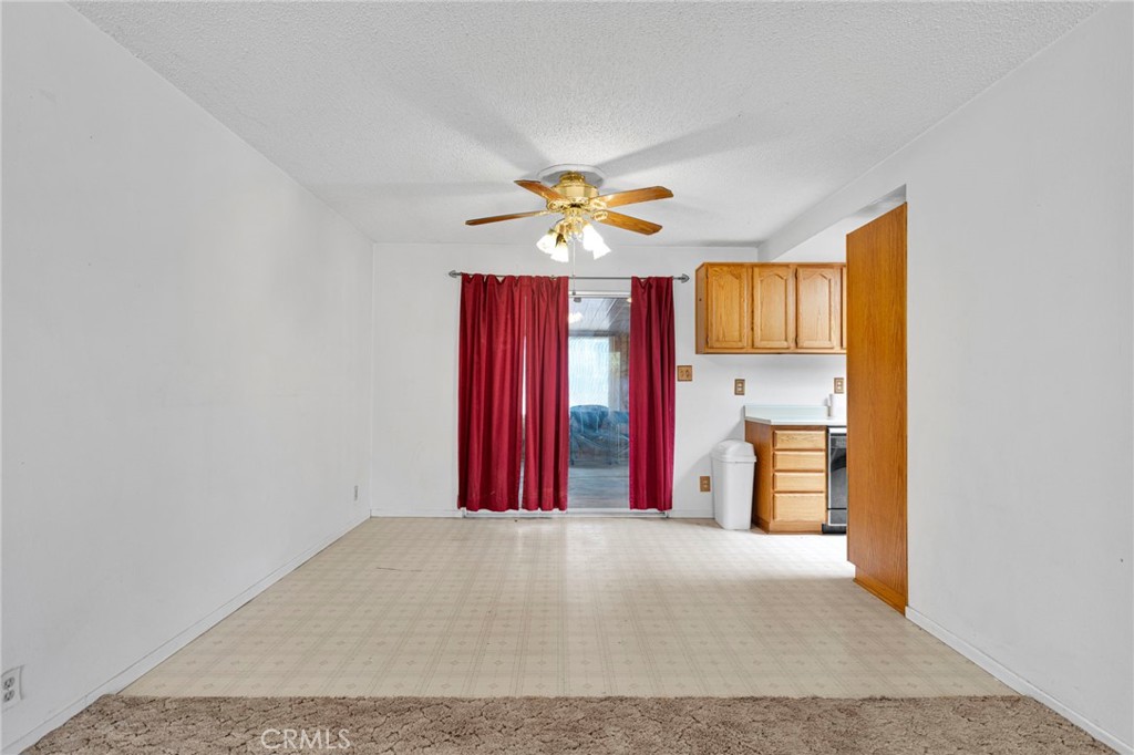 14775 Gayhead Road Apple Valley, CA 92307 - Photo 17 of 55