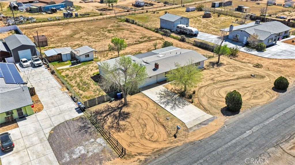 14775 Gayhead Road Apple Valley, CA 92307 - Photo 8 of 55