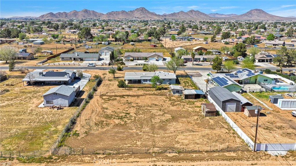 14775 Gayhead Road Apple Valley, CA 92307 - Photo 10 of 55