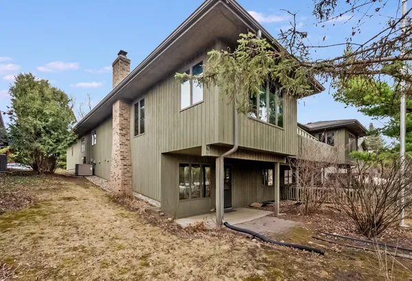 $369,000 | 614 Meldahl Lane, Northfield, MN 55057