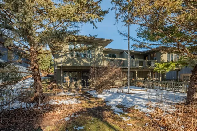 $369,000 | 614 Meldahl Lane, Northfield, MN 55057