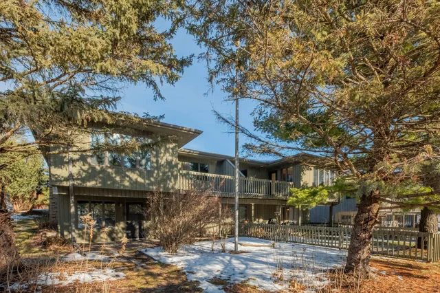 $369,000 | 614 Meldahl Lane, Northfield, MN 55057