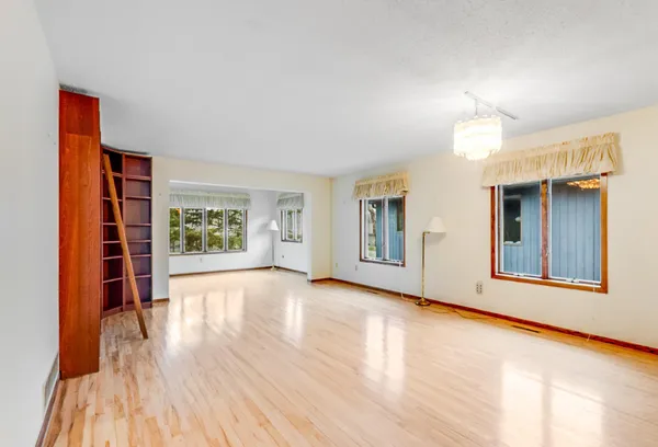 $369,000 | 614 Meldahl Lane, Northfield, MN 55057