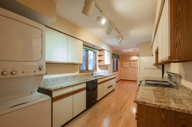 $369,000 | 614 Meldahl Lane, Northfield, MN 55057