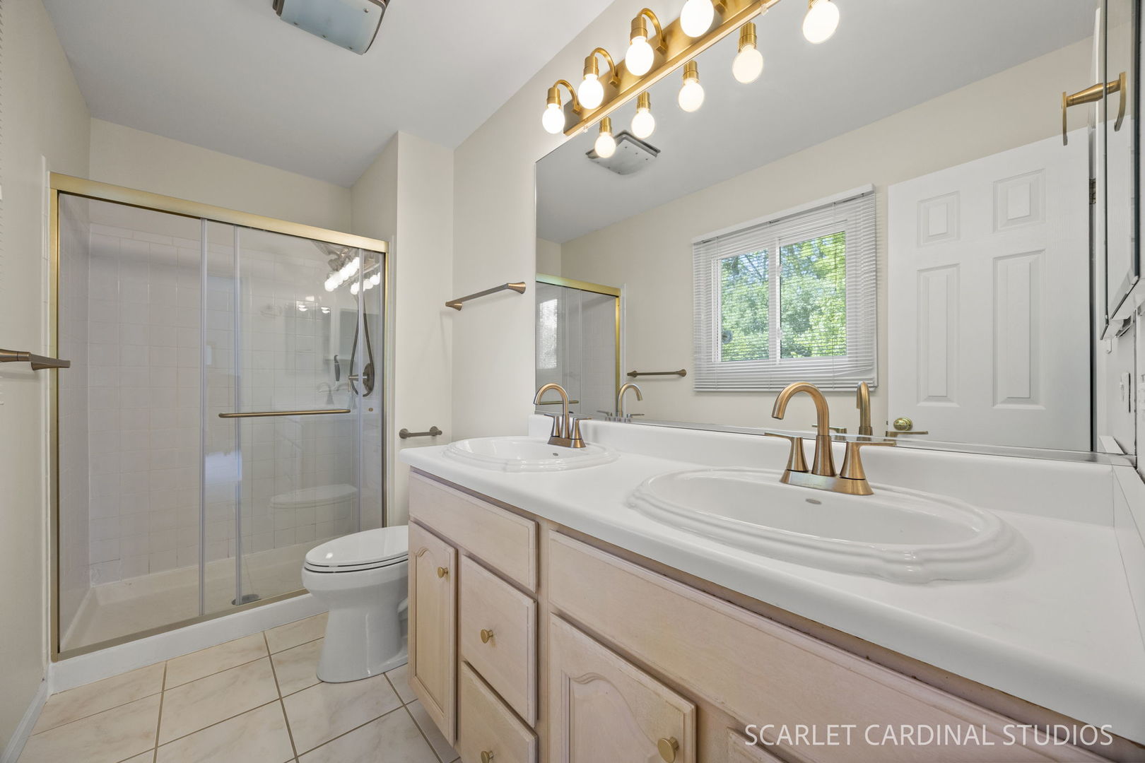 N385 Silverleaf Boulevard Wheaton, IL 60187 - Photo 16 of 38 Gallery Image 16