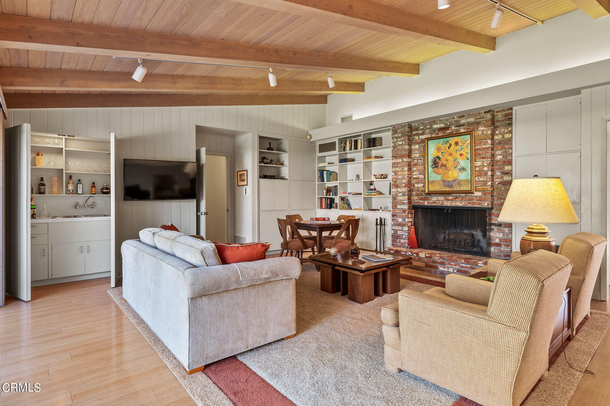 425 Devonshire Drive Oxnard, CA 93030 - Photo 15 of 57 15-web-or-mls-UpmarketMedia_425Dev-29