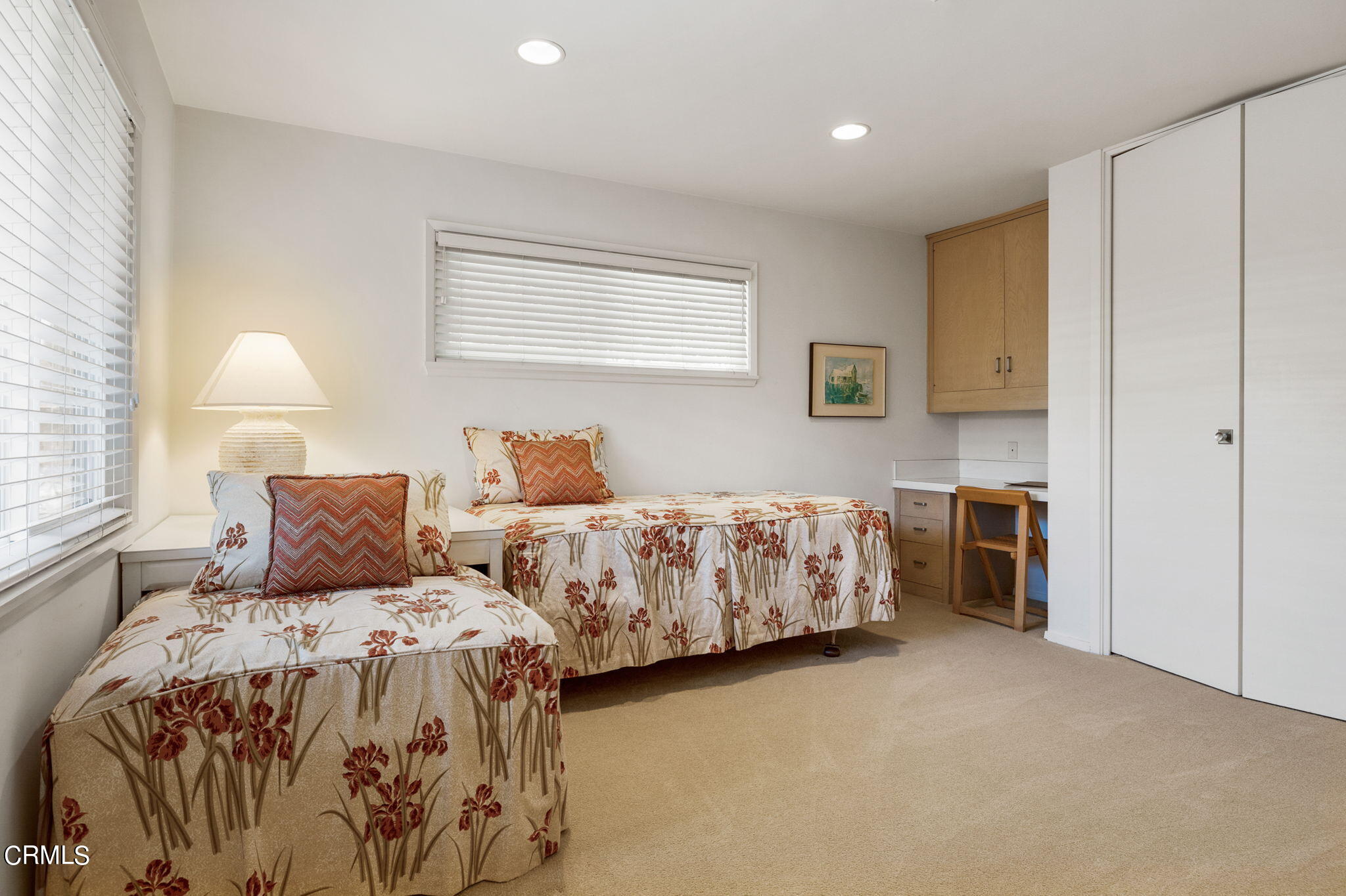 425 Devonshire Drive Oxnard, CA 93030 - Photo 32 of 57 32-web-or-mls-UpmarketMedia_425Dev-14