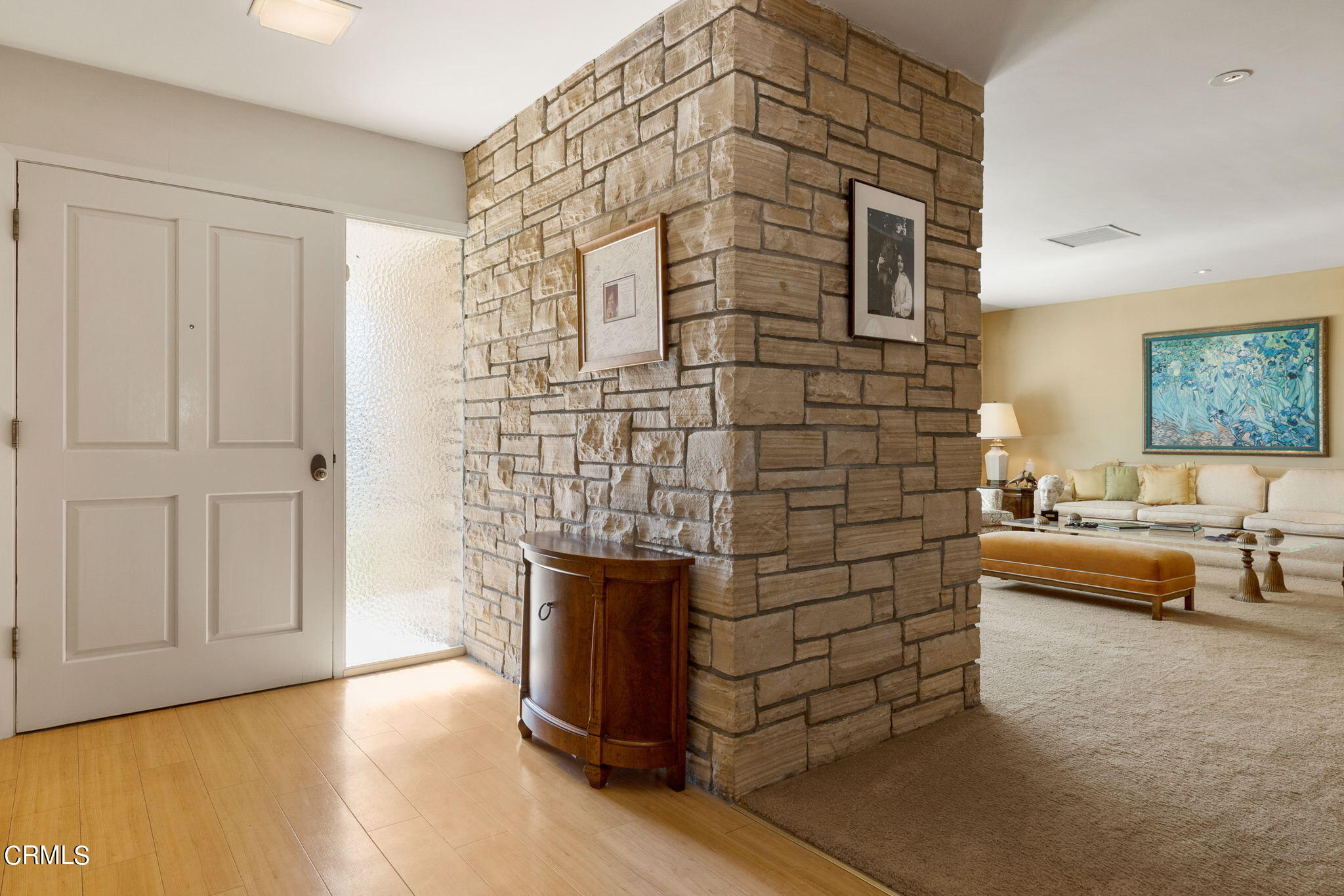 425 Devonshire Drive Oxnard, CA 93030 - Photo 6 of 57 6-web-or-mls-UpmarketMedia_425Dev-24