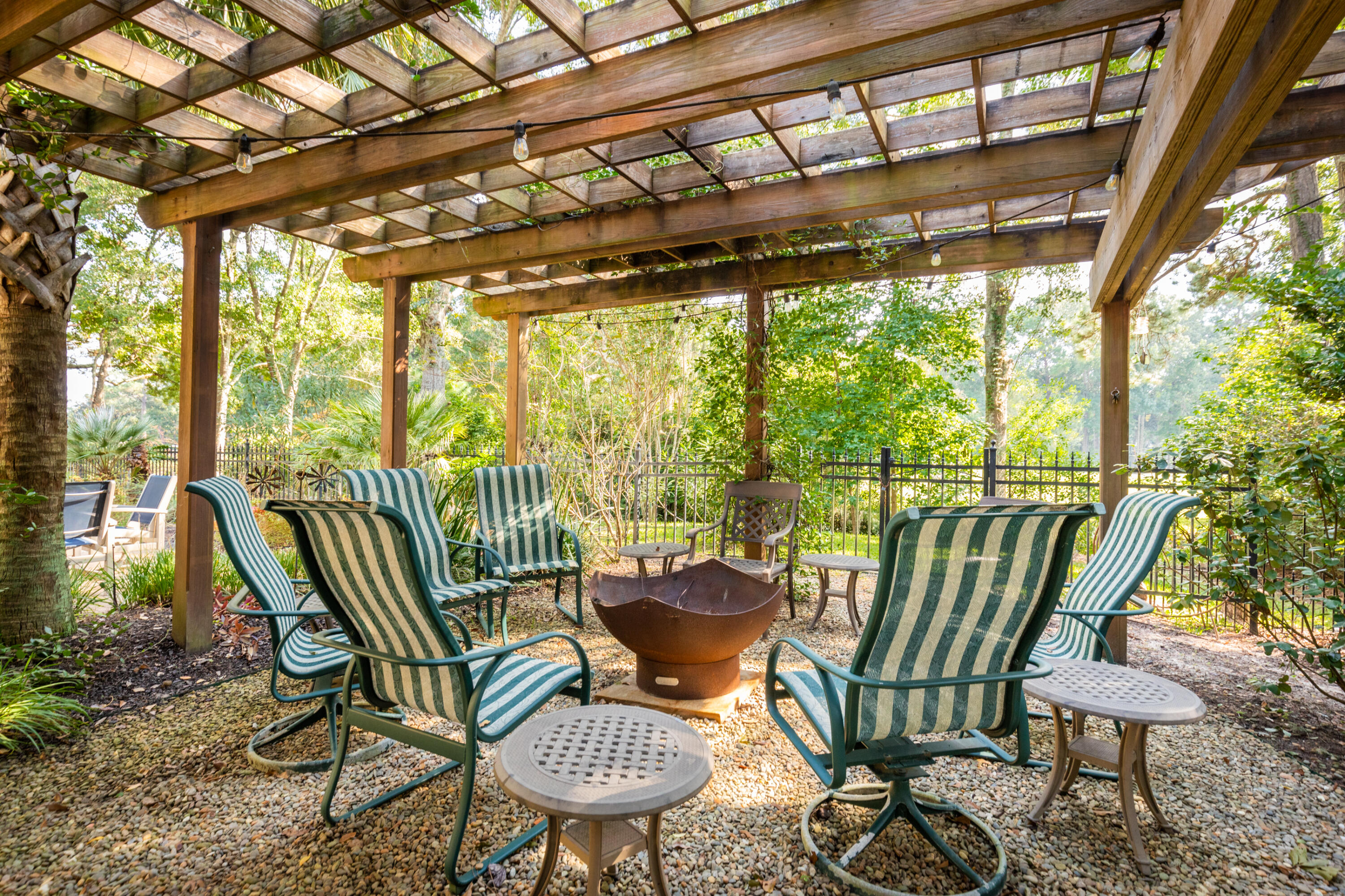 977 Casseque Province Mount Pleasant, SC 29464 - Photo 45 of 61 977CassequeProvince-KeenEyeMarketing-052