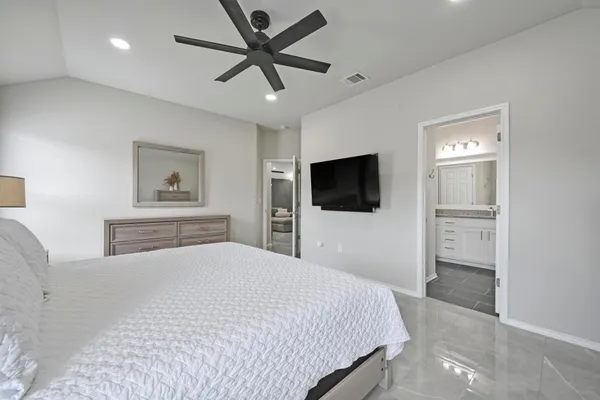 $2,150 | 249 Noddy Road, Buda, TX 78610