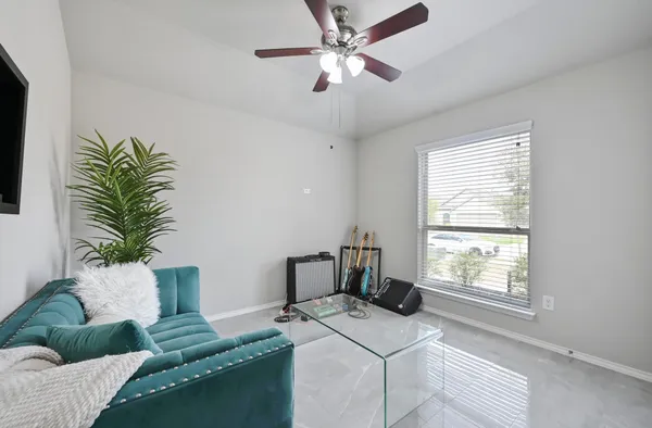 $2,150 | 249 Noddy Road, Buda, TX 78610