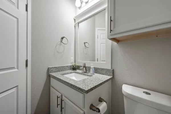 $2,150 | 249 Noddy Road, Buda, TX 78610