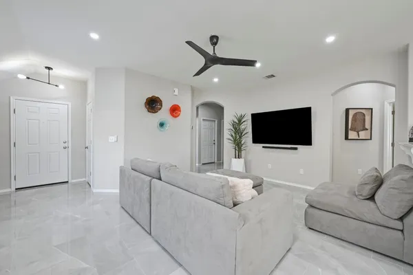 $2,150 | 249 Noddy Road, Buda, TX 78610