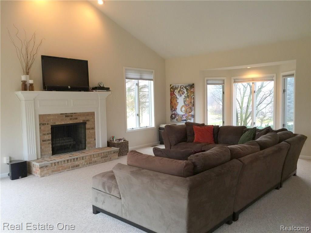 5325 Ridge Trail North Clarkston, MI 48348 - Photo 8 of 31 IMG_3012.JPG