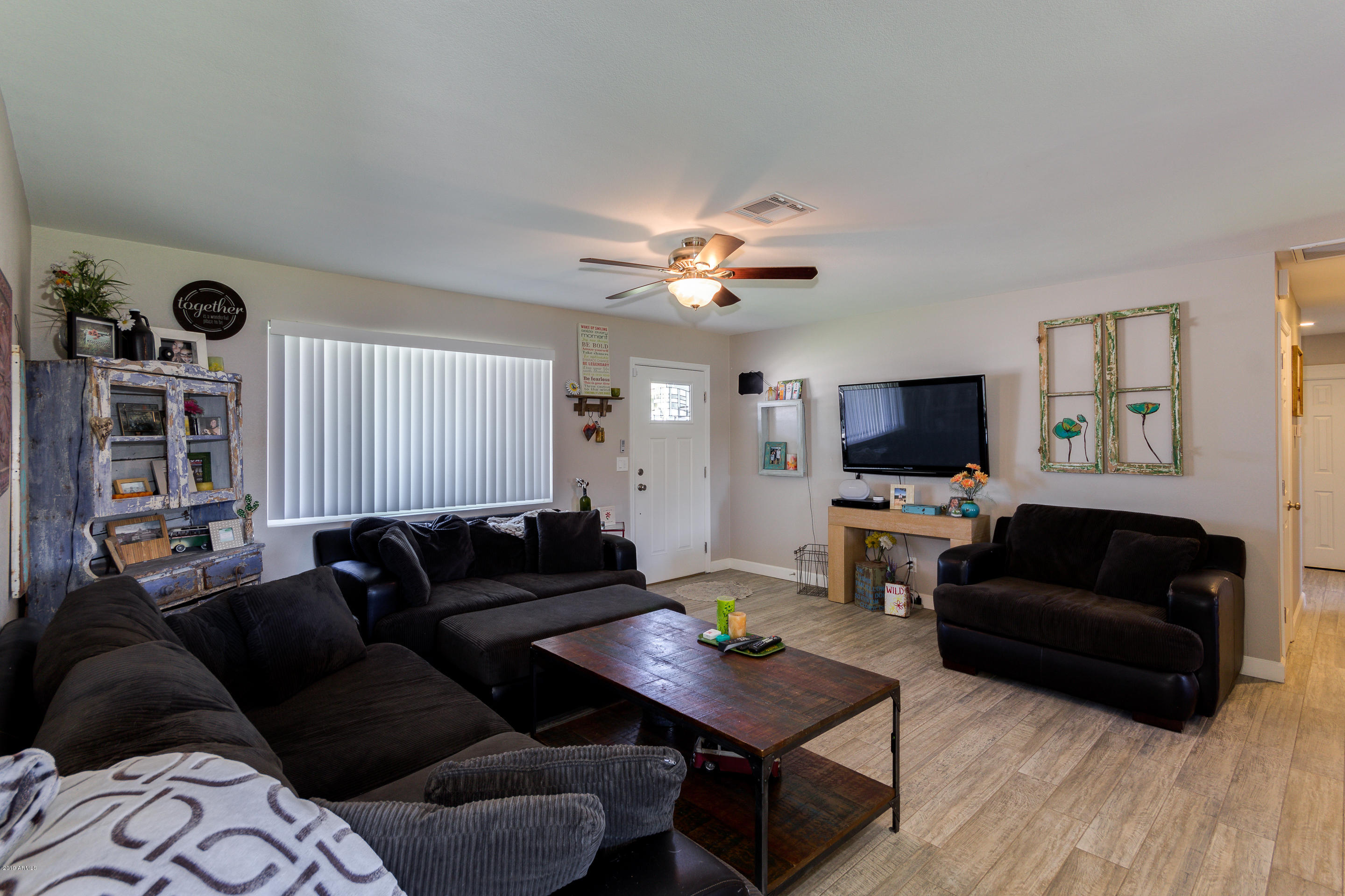 3027 West Bloomfield Road Phoenix, AZ 85029 - Photo 5 of 33 05-Bloomfield