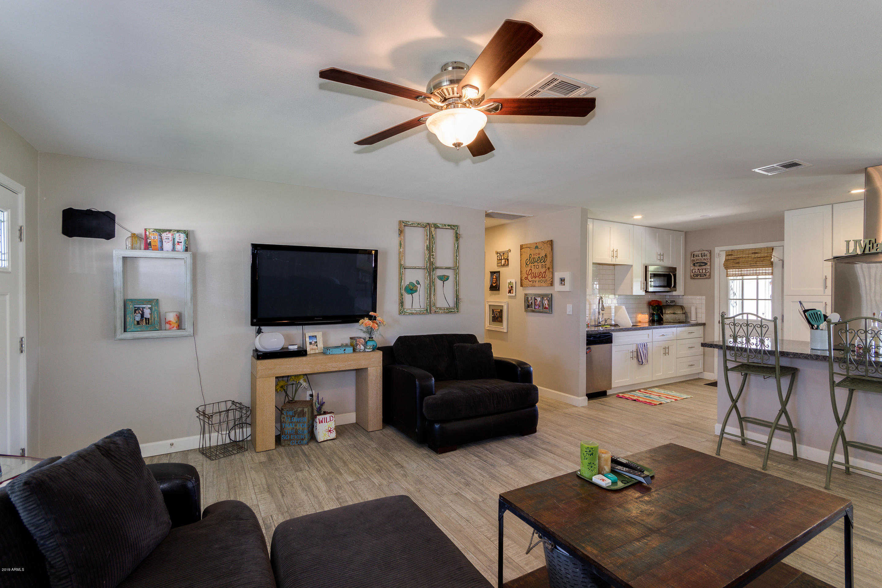 3027 West Bloomfield Road Phoenix, AZ 85029 - Photo 6 of 33 06-Bloomfield