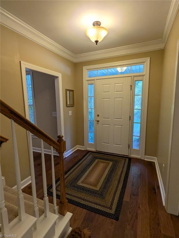 1702 Lakeland Point High Point, NC 27265 - Photo 3 of 50