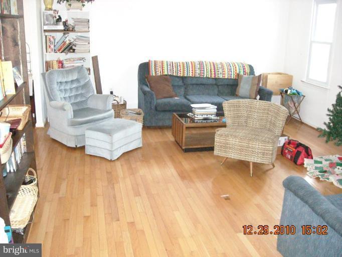 7763 Lowmoor Road Springfield, VA 22153 - Photo 5 of 16 Bright Living Room on Main Level