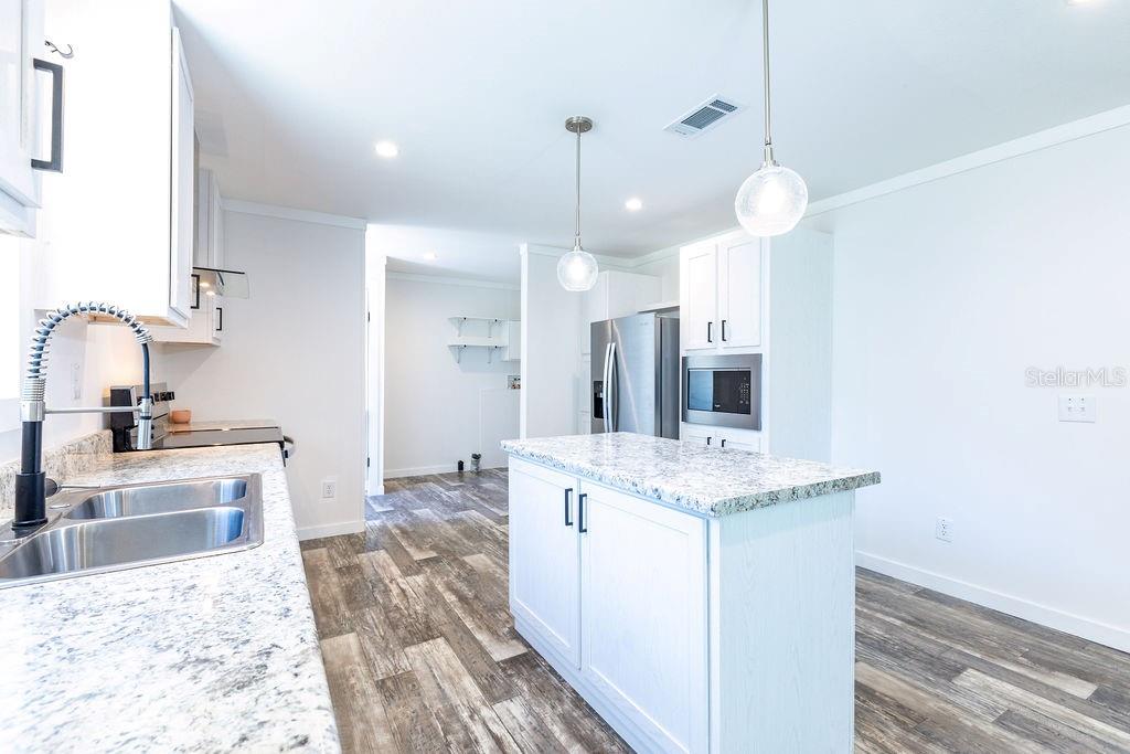 7088 Southwest County Road 796 Lake Butler, FL 32054 - Photo 9 of 37