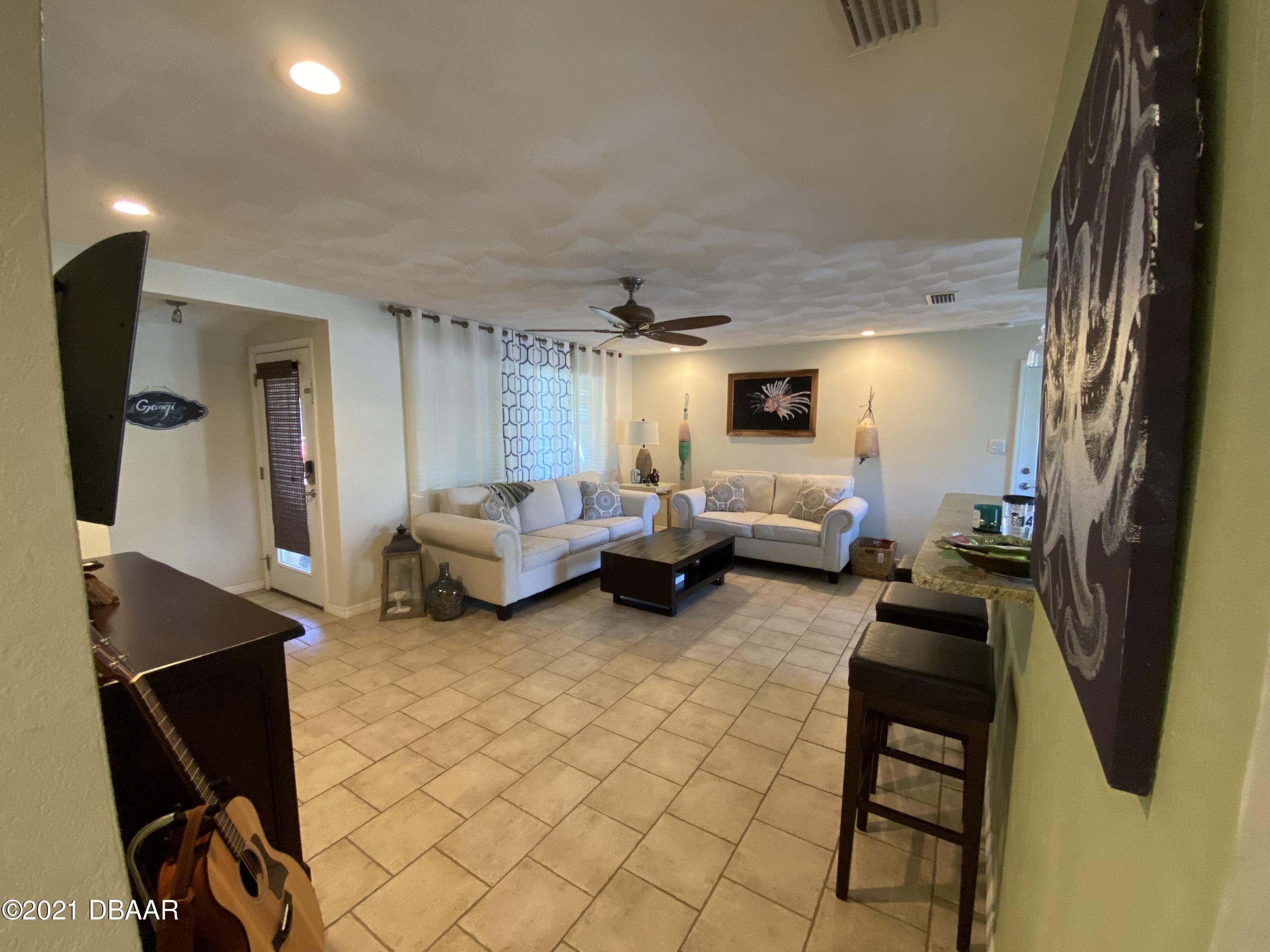 2169 Nottingham Road South Daytona, FL 32119 - Photo 3 of 13 IMG_1388