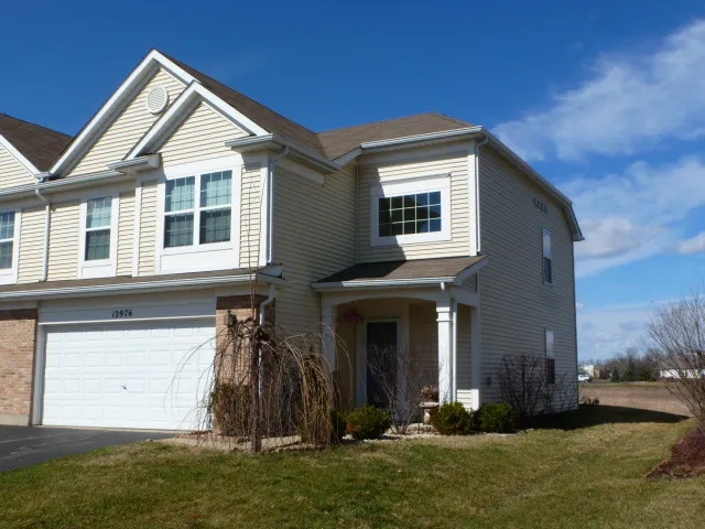 $2,100 | 12976 West Wakefield Drive, Beach Park, IL 60083
