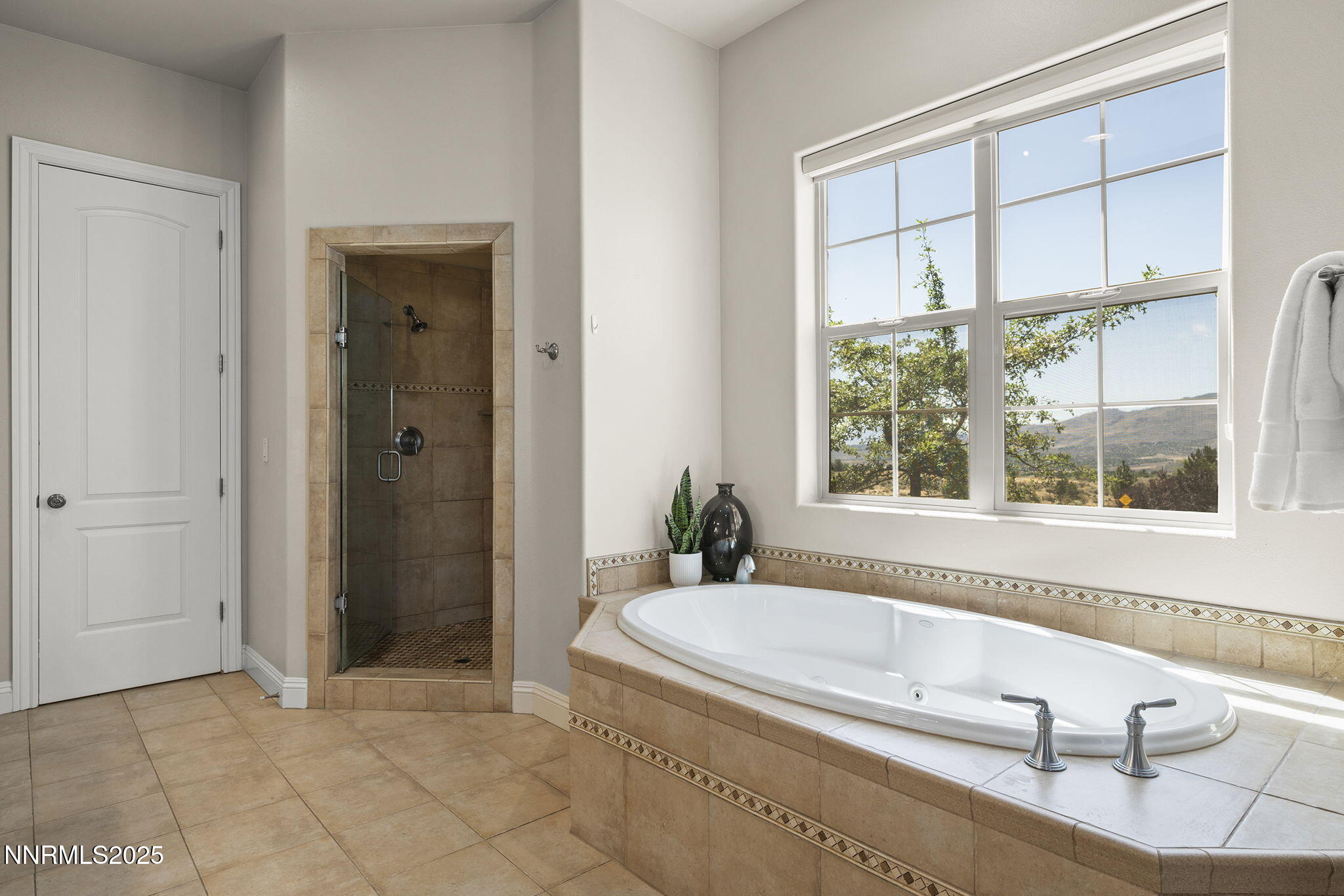 1905 Dakota Ridge Trail Reno, NV 89523 - Photo 26 of 48 32-web-or-mls-_DSC9972