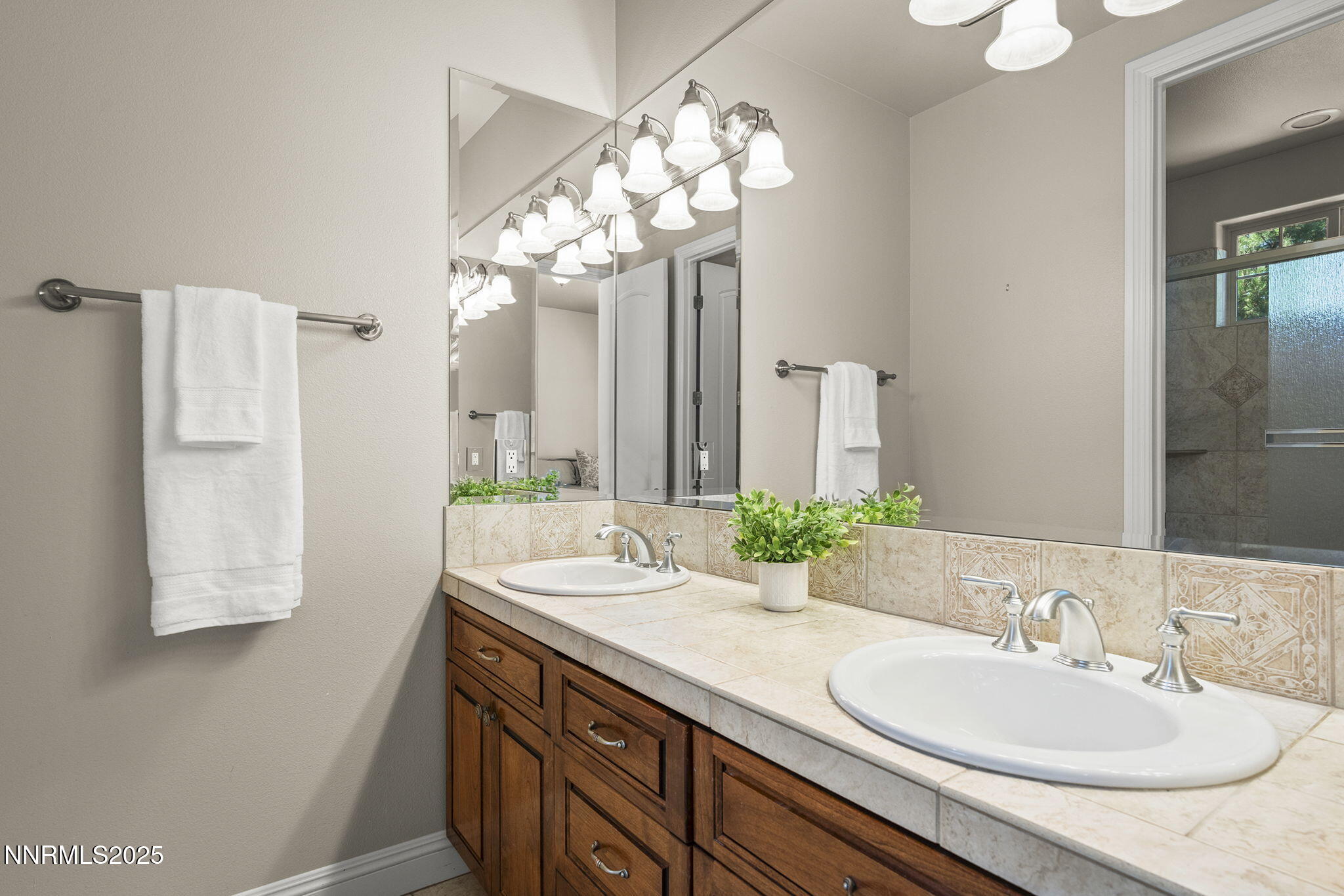 1905 Dakota Ridge Trail Reno, NV 89523 - Photo 36 of 48 42-web-or-mls-_DSC0028