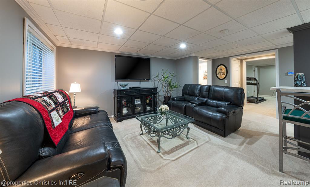 2590 Summerlin Court Rochester, MI 48306 - Photo 48 of 68 Gallery Image 48