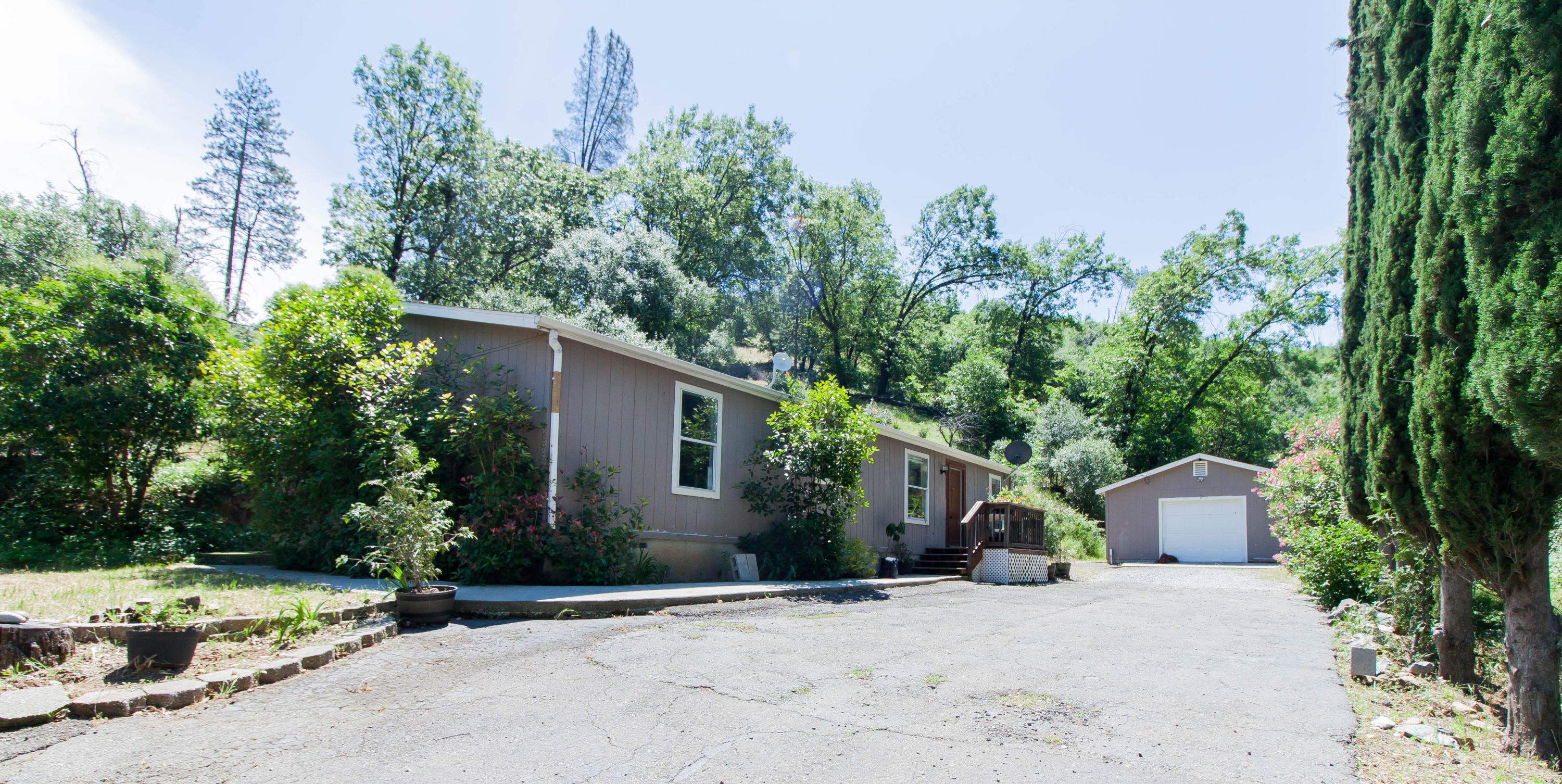14697 Ravine Road Redding, CA 96003 - Photo 14 of 17 IMG_7210