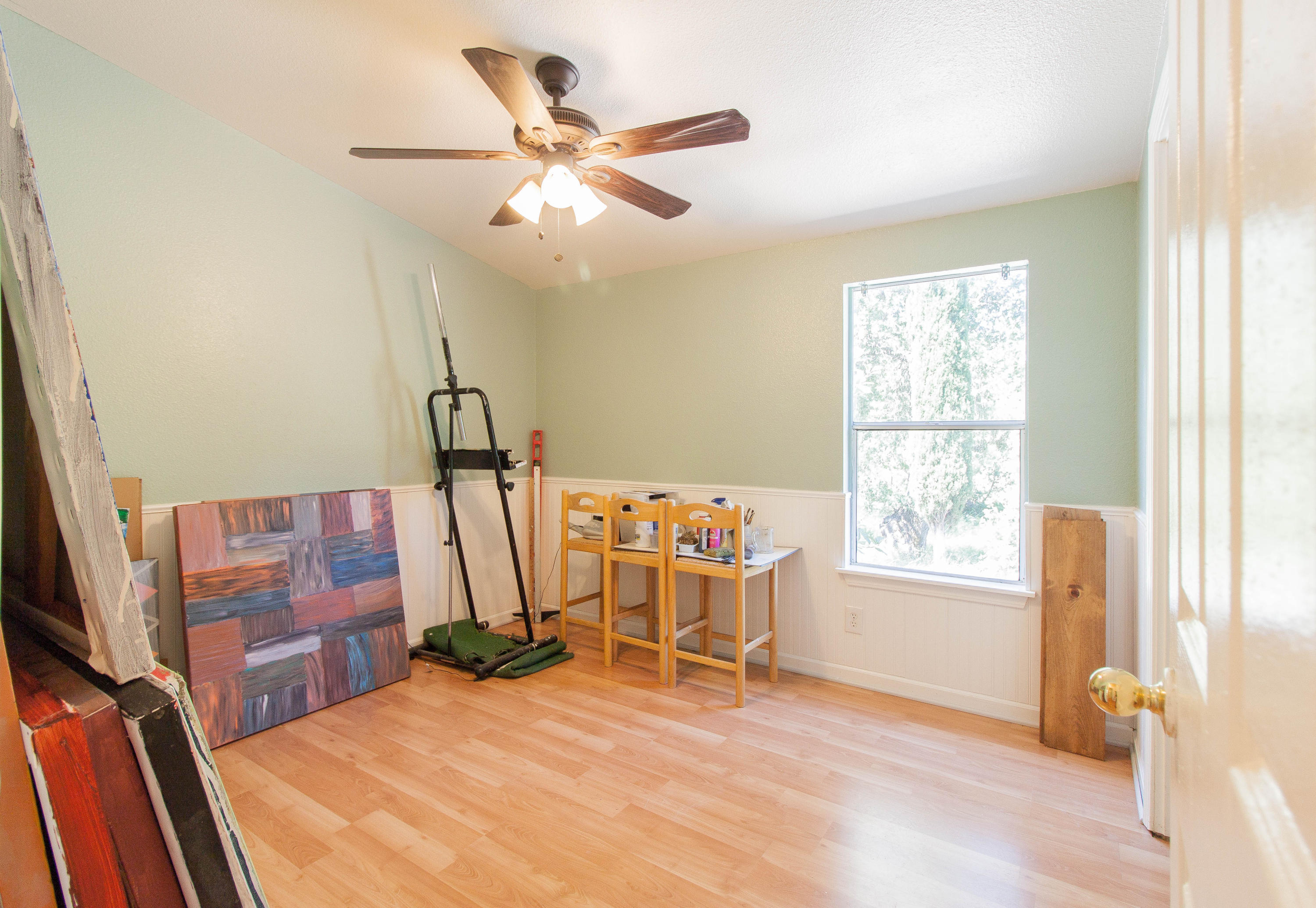 14697 Ravine Road Redding, CA 96003 - Photo 6 of 17 IMG_7166