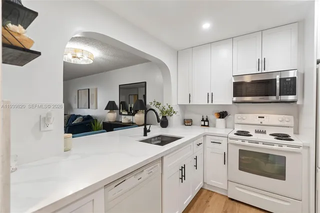 $275,000 | 10875 Southwest 112th Avenue, Unit 218, Miami, FL 33176