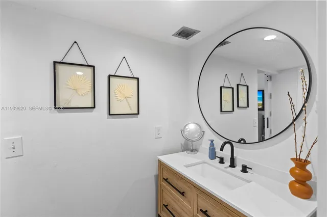 $275,000 | 10875 Southwest 112th Avenue, Unit 218, Miami, FL 33176