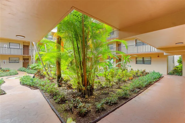 $275,000 | 10875 Southwest 112th Avenue, Unit 218, Miami, FL 33176