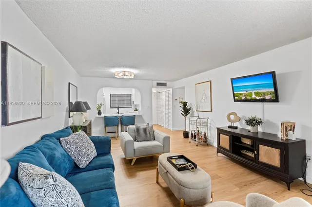 $275,000 | 10875 Southwest 112th Avenue, Unit 218, Miami, FL 33176