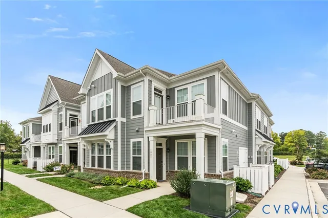 $370,000 | 12109 Oxford Landing Drive, Unit 102, Glen Allen, VA 23059