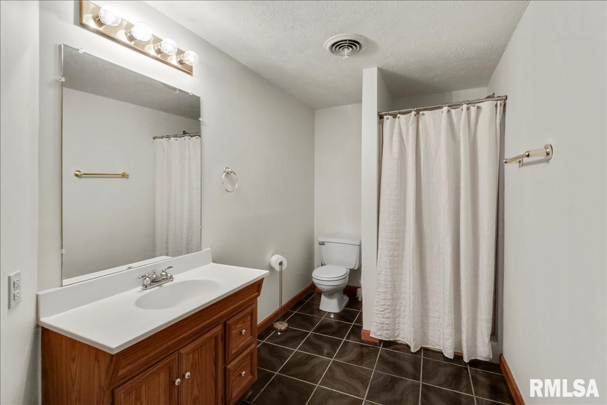 6201 Hayley Court Springfield, IL 62712 - Photo 15 of 21 Gallery Image 15