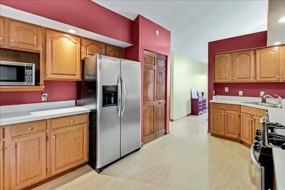 6201 Hayley Court Springfield, IL 62712 - Photo 7 of 21 Gallery Image 7